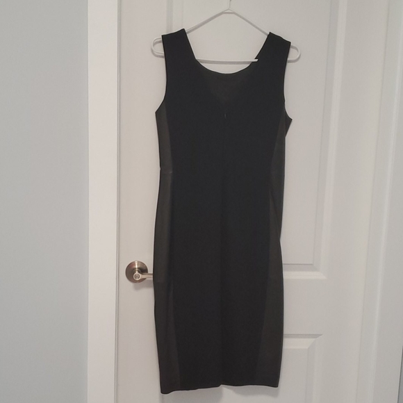 ♥️ Danier leather dress - size 8 - Picture 5 of 8
